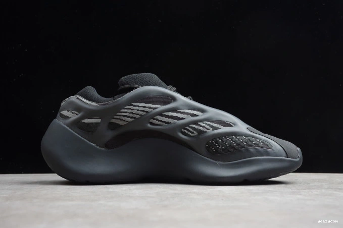 V3 Yeezy 700 Boost Black Adidas H67799 0710